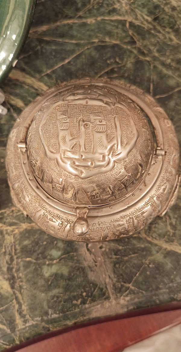 أستغفر الله العظيم، اللهم إني أسالك فيضا من فيوضات فضلك.
............................

مساء الخيرات، الجمال القمرات بزياده، مفيش أجمل من كده.

............................

للبيع بإذن الله:

- عدد ٢ كافيارير آشوري رجول أسد، نحاس مطلي فضه عاليه، تقال جدا، ومتان جدا جدا، محكمين الغلق، قدام أنتيك، تحف، تحياتي،،،

................................

الحمد لله حمدا كثيرا طيبا، نحمده ونشكره على نعمه وفضله علينا.

يسعد مساكم حبايبي،،،،،،

إستمتعوا معايا، التفاصيل بالفيديو،،،،


**إذا كنت صاحب هذا الإعلان وتريد حذفه لأي سبب، رجاءا أرسل رسالة إلى الدعم الفني**