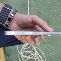 سامسونج A56 5G • ٢٥٦ جيجا • ٨ رام