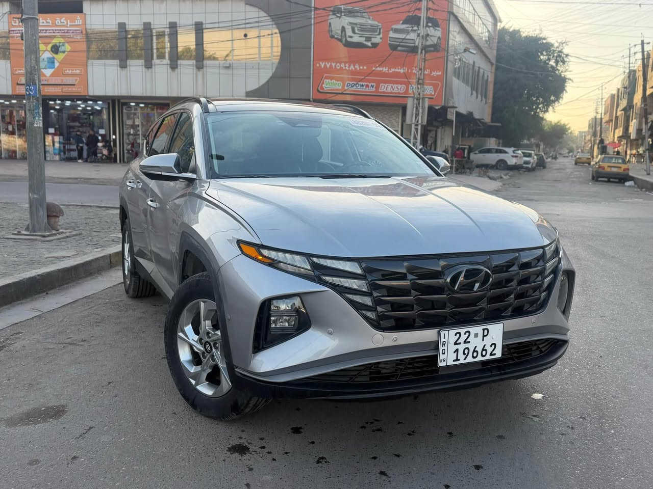 السلام عليكم للبيع توسان 2023حادث جاملغ وبنيد بدون تبديل فول موصفات بنراما كشنات تدفئه تبريد شاحن لاسلكي ستيرن تدفئه السعر180 وبيه مجال للشرايه 
الاتصال*********** بغداد, العراق
