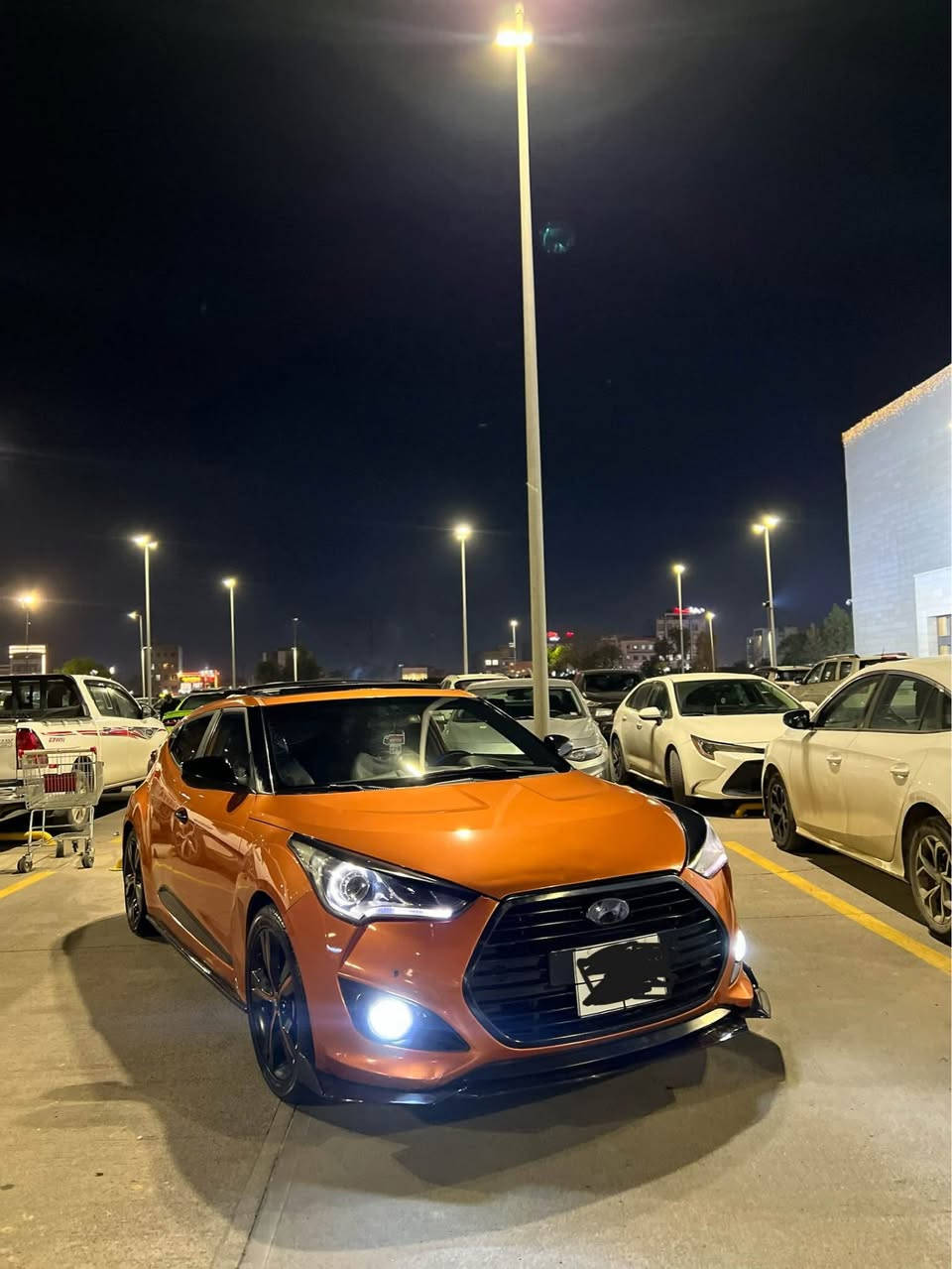 Hyundai veloster 2016
رقم اربيل…….                لون مشمشي
محرك مرغوب: 1.6 دوش بدون توربو      
مواصفات فول فول للاخير.    ستيرن شفت 
كير اوتوماتيك و سبورت و عادي           ماشي:62 الف 
السيارة فقط واحد جاملغ صبغ        . محرك و كير مامفتوح بشرط       تحويل شرط فوري
سعر : 103 مجال.            مكان السيارة اربيل زانكو
رجاءً للاستفسار  خابر ***********] واتساب كورك فايبر أربيل, العراق
