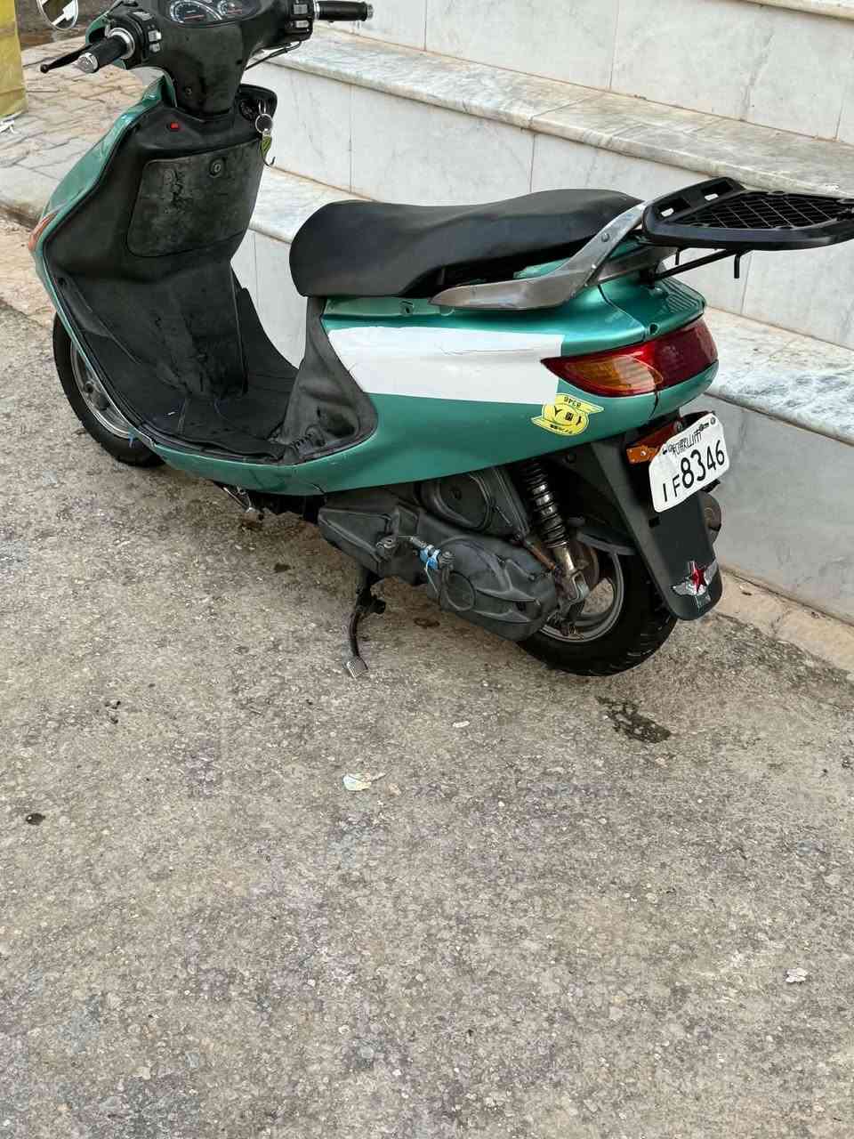 سلام عليكم فراشه للبيع ما مفتوحه ولا برغي بيهاا دراجه جديده الله شاهد اريد ابيعهاا محتاز فلوس ب550 وبيهاا مجال***********
