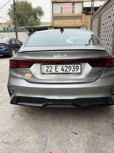 فورتي وارد امريكي 
جي تي لاين 

موديل 2022

فول مواصفات ماعدى الفتحة 

تحكمات سترين 

رادار امامي وخلفي 

بدون ايرباك 

بالاضافة الى بارد بسيط بقبق الجنطة

 

السعر 140 

***********
