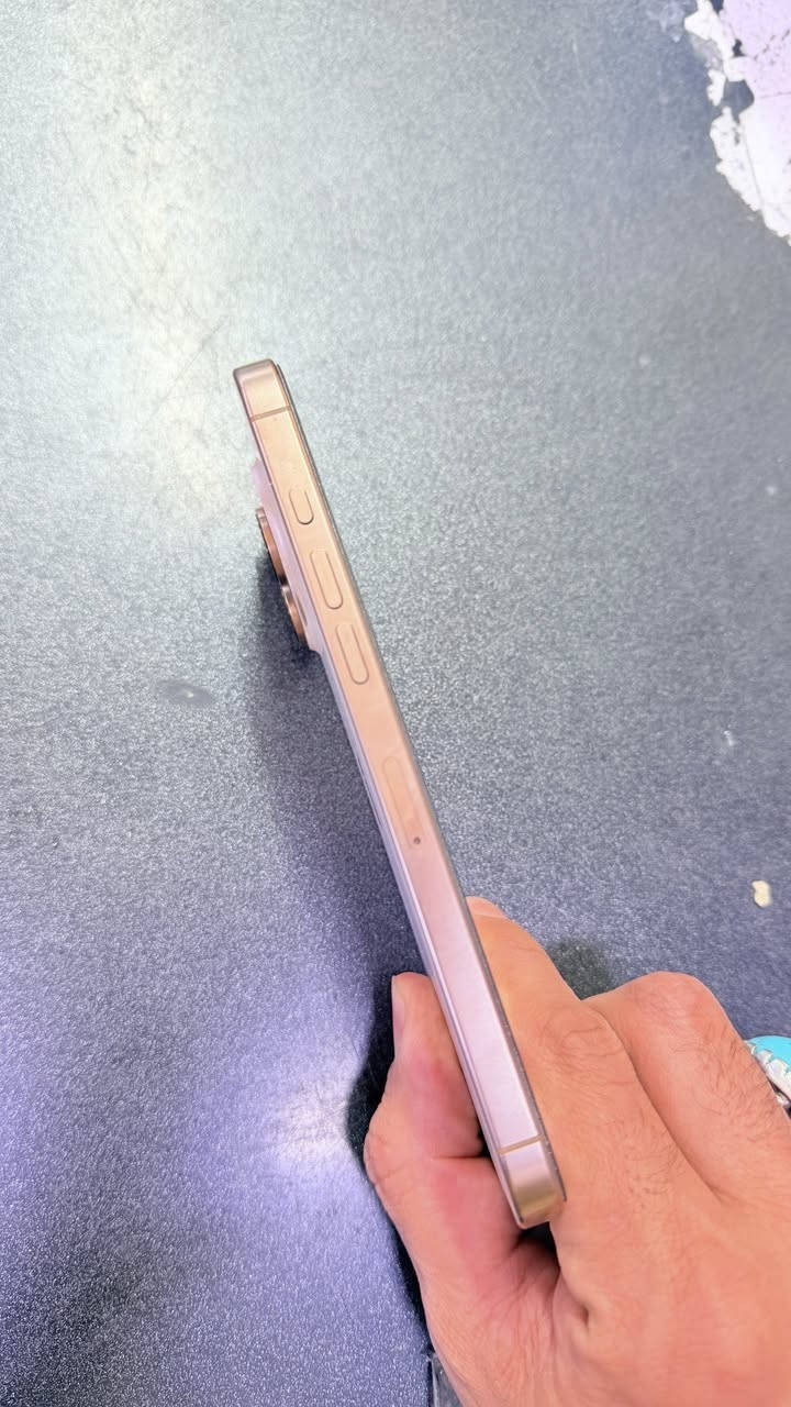 16 برو ماكس ذاكره 512 ياباني
بطاريه 94 التلفون جديد شخط مابي 
السعر مليون ونص 
مكاني الشعلة 
***********
