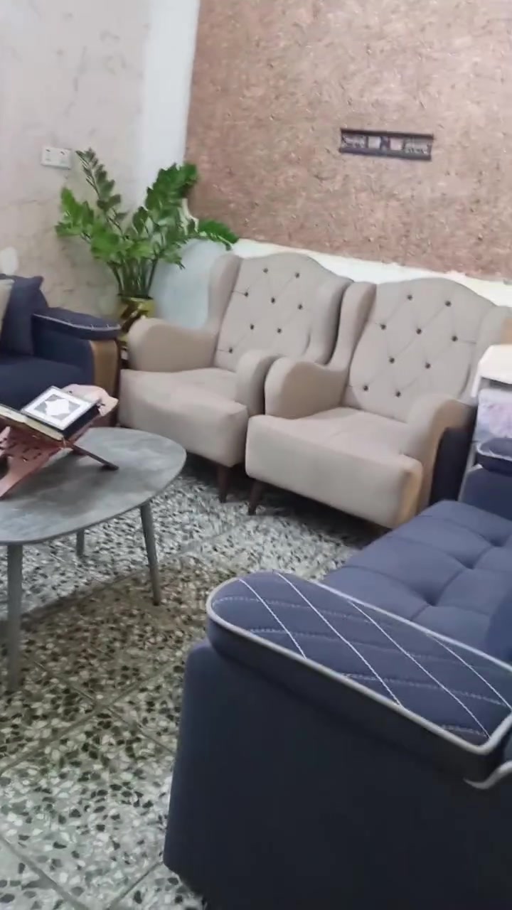 السلام عليكم اثاث بيت كامل للبيع الشري يتصل اي شي يعجبكم اخذو سكرين ***********
