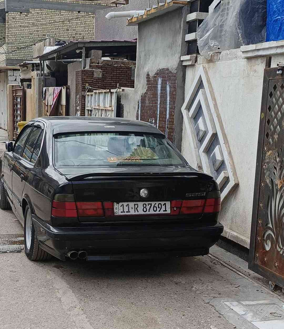 السلام عليك. للبيع سيارهBmw موديل91سياره جاهزه كامله تبريد  قطعتين  تدفئه
محدثه. بردات بلادي كهربائيات بلادي مكينه كير كفاله عامه فتحه سلايت شغال
دركه تم مثبت سرعه 
كشنات كهربائيات
سياره متعوب عليه شاهد 
 السعر 65 وبي مجال بسيط مكاني بغداد الزغفرانيه اتصال ***********
رحمه الوالديك  السوك كلشي بي
