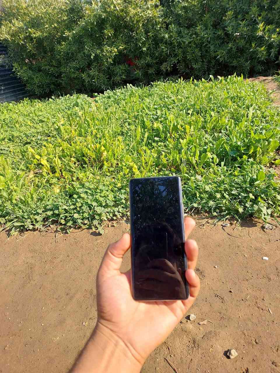 ريلمي 12 برو بلاص أقوى ذاكرة 512غني عن التعريف مكاني بغداد وعندي توصيل ***********
موجودة واتساب فقط
