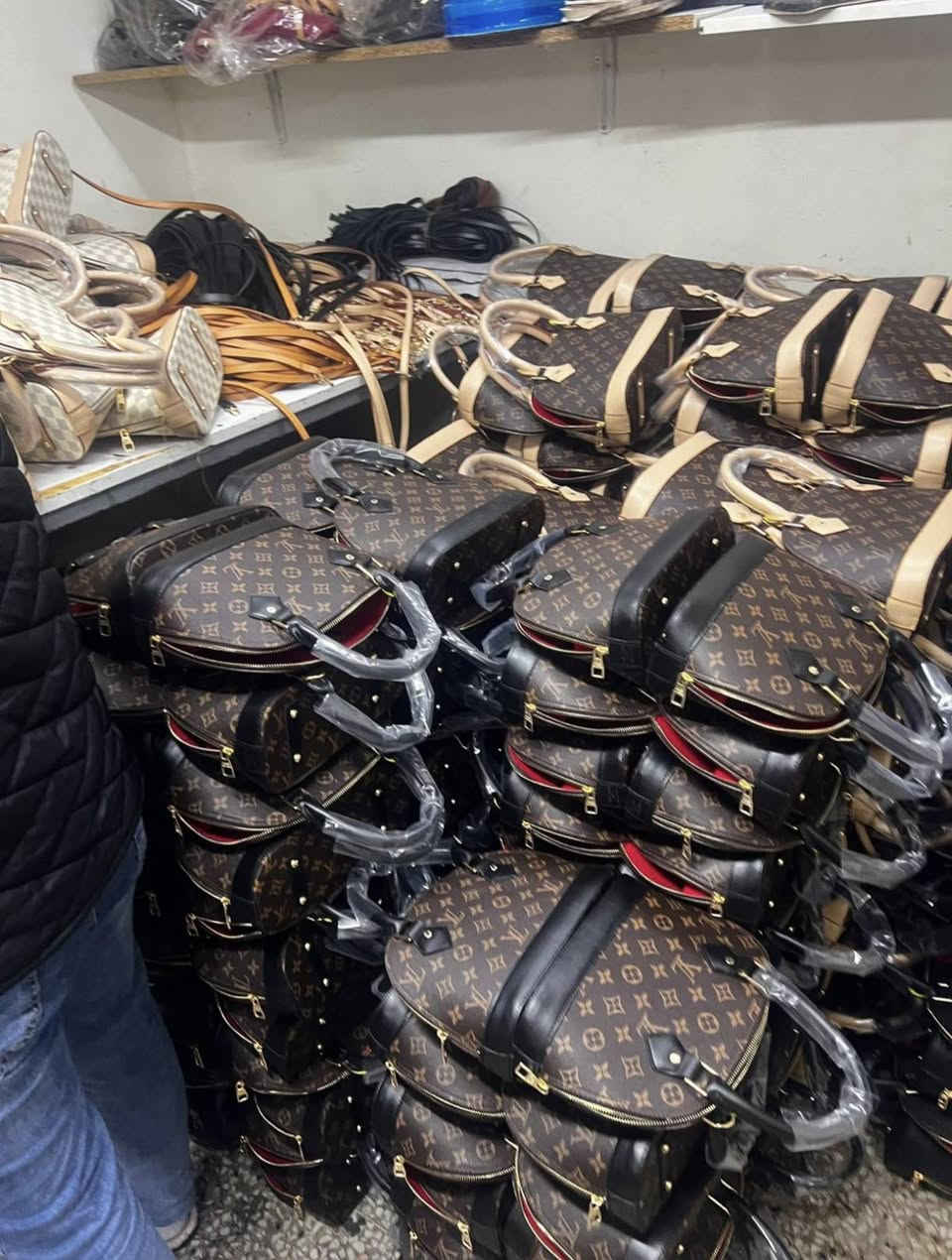 من المصنع مباشره 
باقي الاشكال والاسعار في القناة التلجرام ⬇️ 
https://t.me/+mdzSdOTirU82YmRk
https://t.me/+mdzSdOTirU82YmRk


**إذا كنت صاحب هذا الإعلان وتريد حذفه لأي سبب، رجاءا أرسل رسالة إلى الدعم الفني**