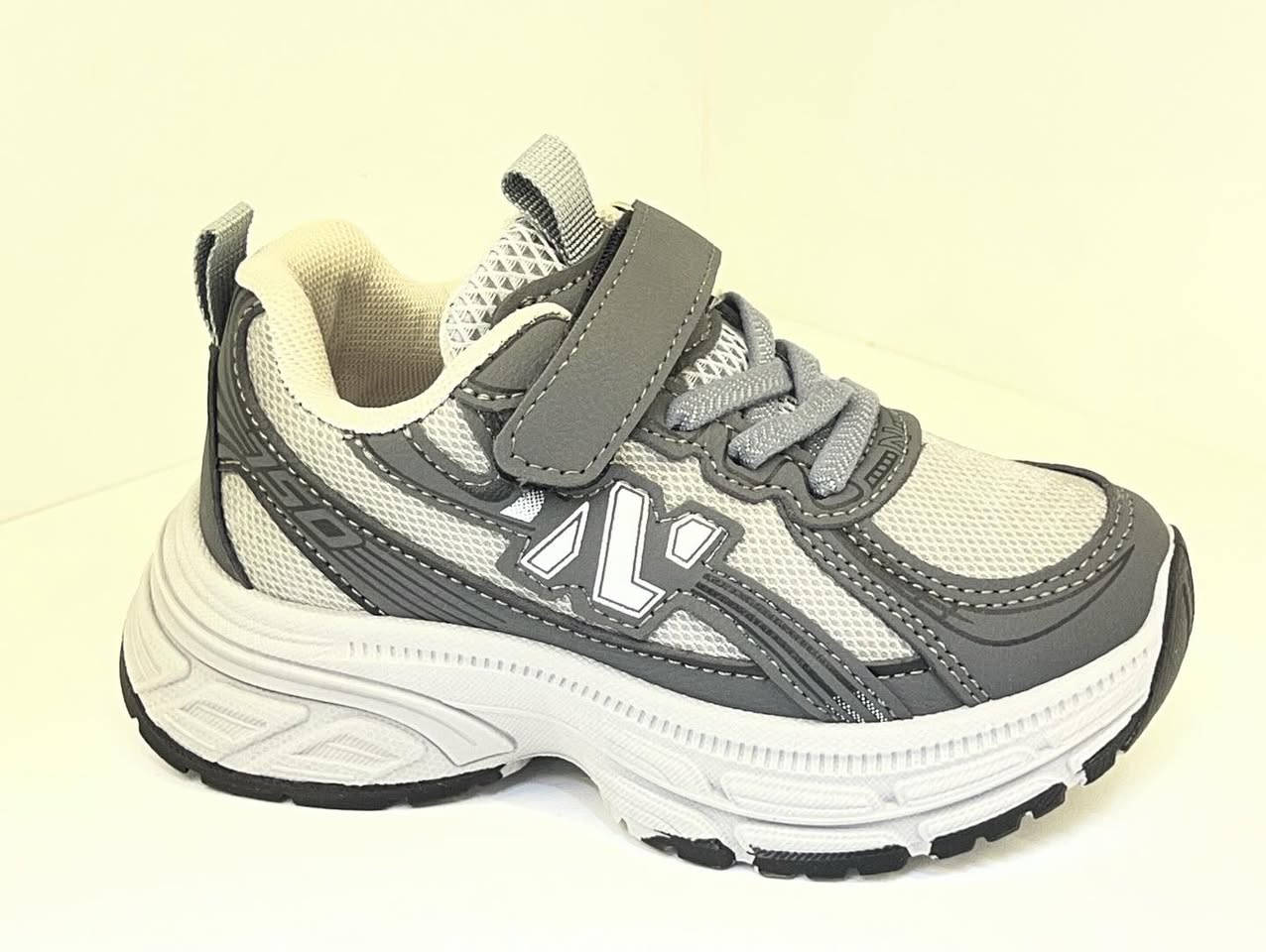 تران شوز ولادي موديل بنسياكا 👟✨
موديل كلش حلو وأنيق، وزن خفيف جداً ومريح للطفل 👦💙
مناسب للاستخدام اليومي والحركة بدون تعب.

المواصفات:
• القياسات: من 25 إلى 30
• متوفر بـ 3 ألوان جذابة
• خفيف ومريح للبس الطويل

📍 العنوان: واسط – كوت – شارع الأطباء قرب د. علي ياسر


**إذا كنت صاحب هذا الإعلان وتريد حذفه لأي سبب، رجاءا أرسل رسالة إلى الدعم الفني**