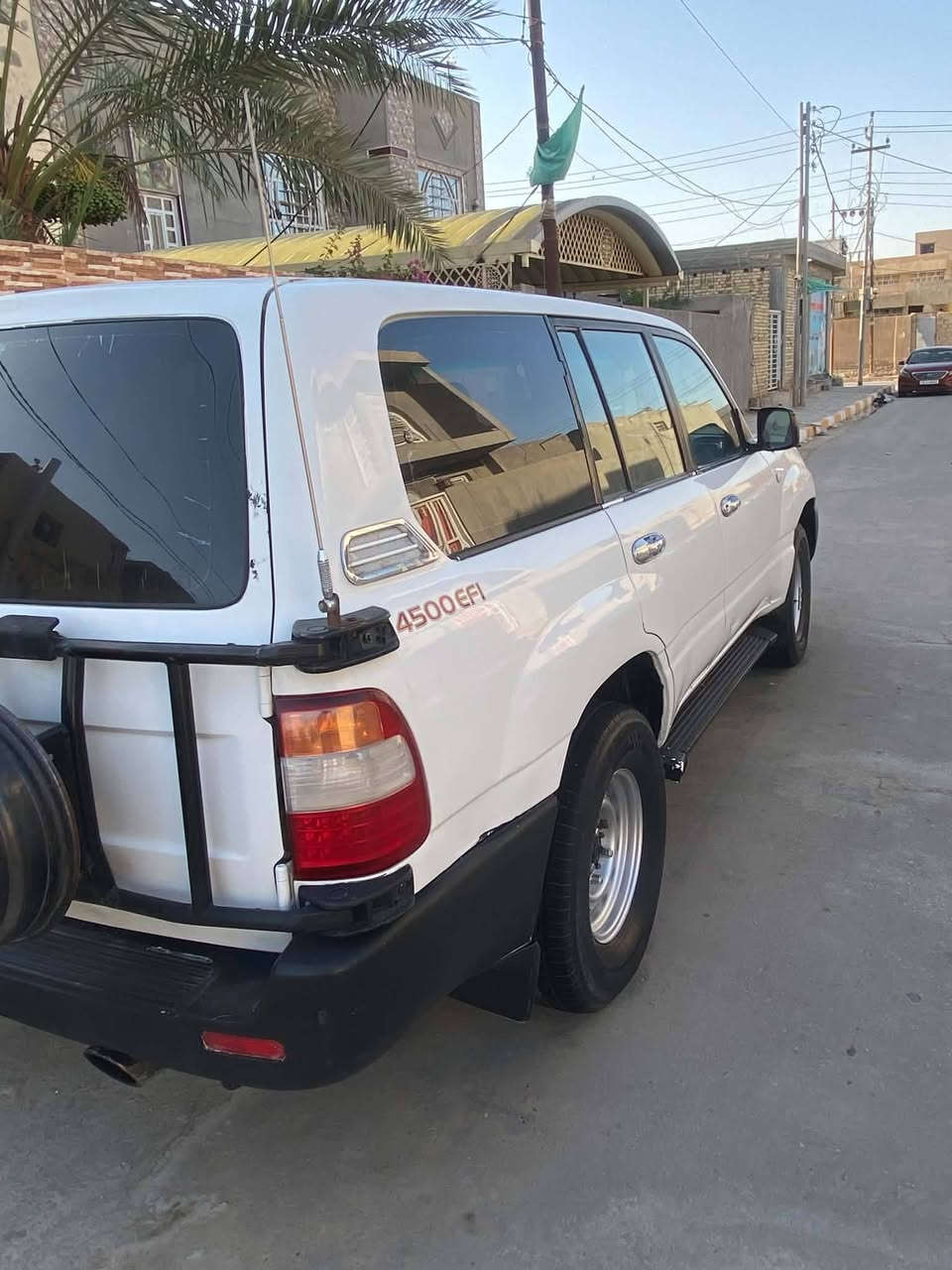 لاندكروز سلك للبيع موديل 2002
رقم أربيل الجديد
شرط التحويل والوكاله
مكينه V6 بخاخ بلادي
كير عادي 
مكينه كير واكسن كفاله عامه
تخم تاير وحداديه جدد
كهربائيات جديده 
دبل تانكي شغال
مكفوله ضربه وكلبه وكص
فقط صبغ جماليه
وأحلا من الصور 
السعر ٩٢
للاستفسار  ***********
