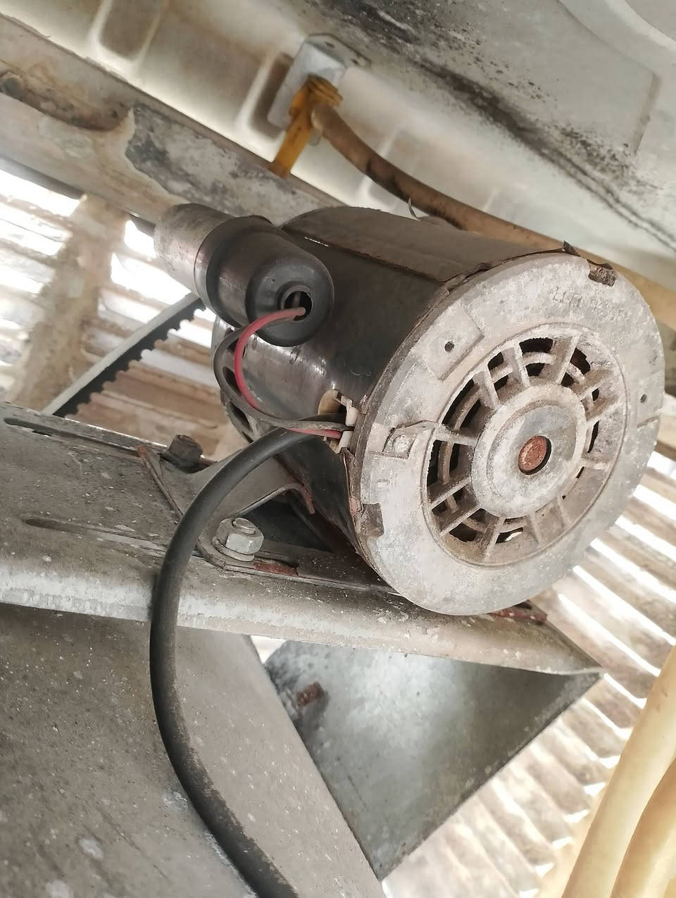 مبرده شقاله صرعتين ملف نحاس سعر 50قفل العنوان النبي يونس ***********
