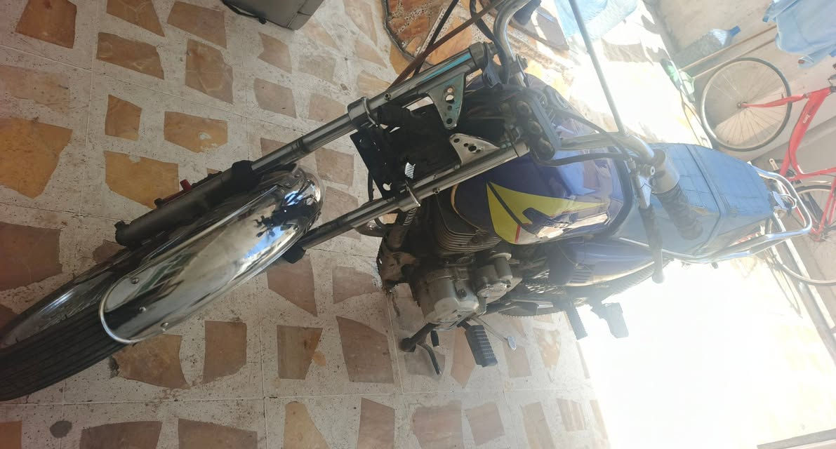 ماطور سافين موديل ٢٠١٦ شغال للبيع ٣٥٠ وبي مجال


**إذا كنت صاحب هذا الإعلان وتريد حذفه لأي سبب، رجاءا أرسل رسالة إلى الدعم الفني**