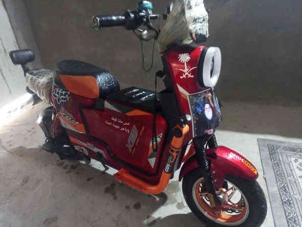 دراجة شحن نوع(X900) دراجة نظيفة ومرتبة وما متعوبة أبد فقط اروح بيها للشغلي ومرات للسوك كاملة من جميع نواحي حط سويجك واتوكل سعرها كلش مناسب (٤٧٥) وبيها مجال للشراي واتساب مفتوح واتصال (***********)
