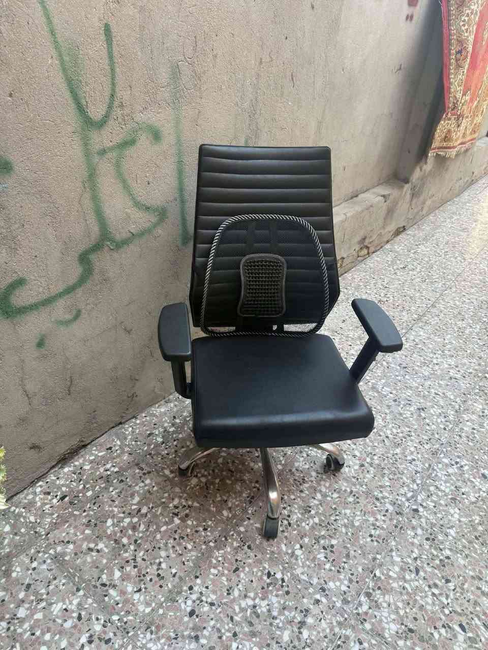 السلام عليكم غراض محل للبيع معزلي الميز جديد ممستخدم ومامشدود والكرسي جديد واكو ملابس جدد للبيع للستفسار مراسلتي خاص مكان بغداد شعب


**إذا كنت صاحب هذا الإعلان وتريد حذفه لأي سبب، رجاءا أرسل رسالة إلى الدعم الفني**