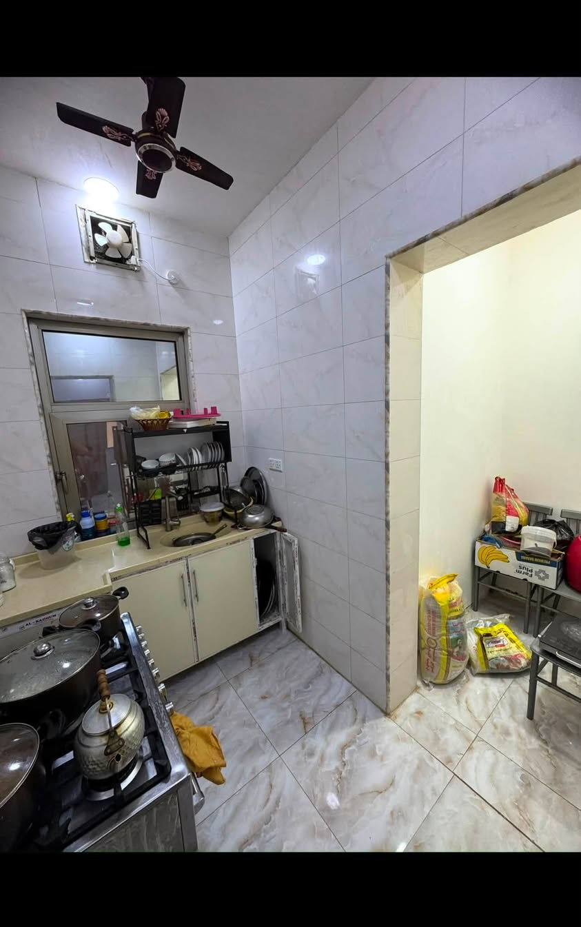 ما تلكه اجمل من هيج بيت
🔸بيت زراعي مساحة 250  سند 25  بناء 2026 
🔸حي الشموع - شارع المدارس 
🔸مقابل الطابو و على مخطط التبليط
🔸خدمات كلها متوفره

البيت بناء طابقين

🔸الطابق الاول يحتوى على

🔹حديقة  خارجيه + داخليه
🔹مطبخ حار + بارد + مخزن للطعام
🔹استقبال انيق و كبير مع مجمع صحيات خاص به
🔹صاله  و مجمع صحيات داخلي
🔹غرفتين  ( غرفة واحد بنظام سويت )

🔸الطابق الثاني يحتوي على

🔹غرفتين بنظام سويت كامل و مجمع  صحيات خاص بكل غرفة
مع صاله 

البيت بناء درجة اولى و خارطة حديثه 
تأسيس كهرباء و ماء بأحدث الانظمه
و يحتوى على اجهزة حماية خاصة لكل جهاز كهربائي

للأستفسار اتصل على الرقم 
***********
