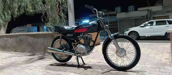 السلام عليكم اخواني دراجه رياضي للبيع فول رياضي شغال كامل جاهز سعر 200 قفل عنوان العياضيه رقم تليفون ***********
