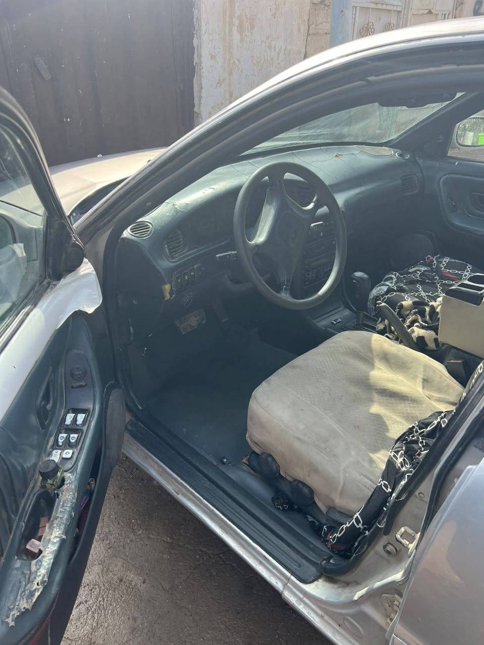 السلام عليكم
سوناتا تو رقم بغداد للبيع السعر٣٨ وبيها مجال المكان ديالئ الحديد سنويةلل٢٠٢٨
مابيها اي نقص***********
