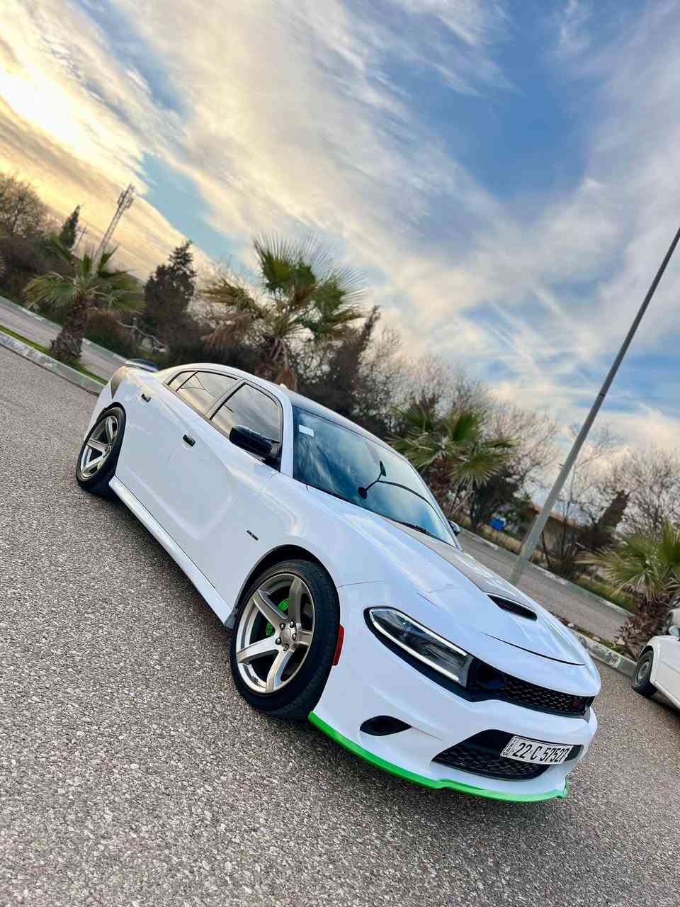 جارجر RT
V8(5700)
كلين صفر شركة هارلم
سيارة جديدة ونصبتها تخبل
تو ويل
موديل ٢٠١٦
مواصفات
تشغيل ع بعد
شفتات استرين
شاشة جبيرة 
كامرة دوارة
كشنات حضن كهرباء وتدفئة
بصمة ترحيب ابواب
نظام صوت alpine
نظام ايكو 
ويل حجم ٢٠ تو سايز
تخم تاير جديد
صدر امامي خلفي جديد
رقم اربيل باسمي
هزه سنوية رقم كله جديد
مكانه كركوك 
سعر ٢٠٥ بيها مجال بسيط
***********
