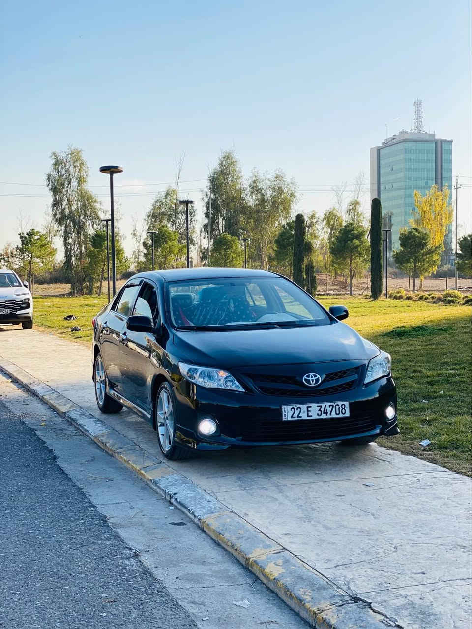 بیکاشۆ مۆدیل ٢٠١٣ سیارەکە ماشاااللەی دەوئ فولی بئ سلایدە خەلیجی تعدید سورحە و ناو فۆرمیکەیە . مەکینە گەورەی گێر تۆماتیک مەزبوت بە شەرت  سیارەکە هی بن  خۆمە چرکەی تێدا نییە توندوتۆڵە . سەنەوی و هەزەی نوێیە تا ٢٠٣٠ بەناو کردن بە شەرتە  . وەک بۆیاخ  کامل بۆیاغ نییە بەس من بە کامل دەفرۆشم . مشتەری لە خزمەتم هەموو شتی ئەو سیارە بەشەرتە 
نرخی ١٠٨ و معامەلە 
شوێن هەولێر 
ژ.م *********** أربيل, العراق
