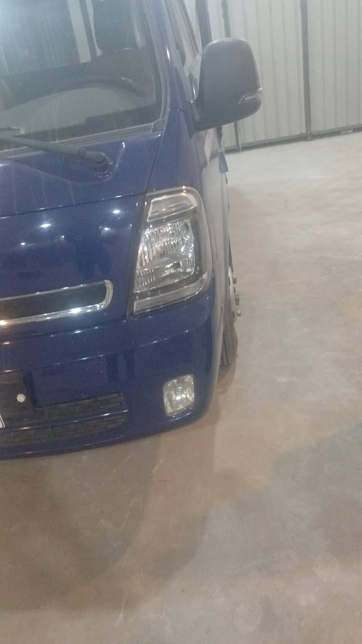 سلام عليكم كيا مسكر موديل ٢٢ سياره جاهزه جديده ماشيه ٥٣ فول موصفات بسمي *********** مكانه بغداد
