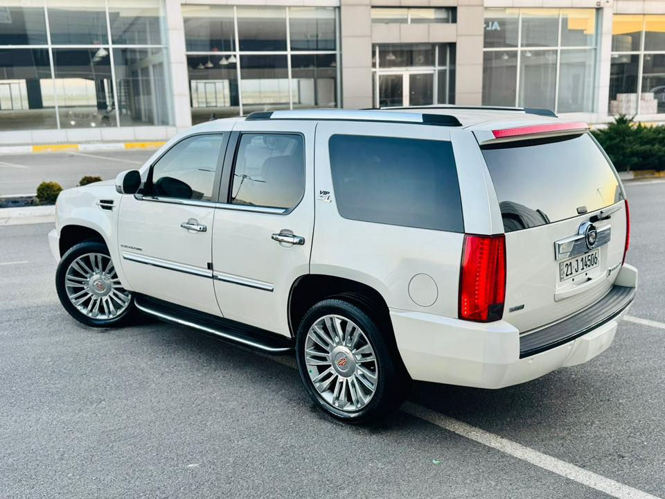 بسم الله الرحمن الرحيم
‏ CADILLAC ESCALADE 2011
▫️كاديلاك ئيسكاليد مؤديل 2011 فول مواصفات VIP
🔹فول فول مواصفات  مواصفات خليجى فور ويل 
_____________________________________
مكان🌆:: سليمانيه       سعر 💵:: 228$🔐
هاتف📲:: *********** ::: 0750187526
_______________________________________
▫️بيع و مراوس ✅✅
▫️گير و محرك بشرط مامفتوح 
ماكو صوت و دغان و صرف  بدون خلل بشرط 
🔹ماشيه ٨٨ الف حقيقي بشرط 
سياره حل حيل جديد و نصيف  عل وصع شريكه
▫️(قطعة وحدة بص كلير  )بدون صربه  بدون ارباگ بدون فتح
________________________________________
▫️مواصفات Vip
( فتحه - فوريل - داغل اصفر - تشغل عن بعد - شاشه - جنتا شفط - DVD - فورميكا - كشنات جلد - كشنات تبريد و تتفئه - كشن خزن - ستيرن كهربا و تتفيئة - مراي شفت -  ٧ راكب - تبريد مركزي - سكليتر كهربا - يدات نيكل - زينون بيلادي - بلاجيكتور - تحديد سوعه ) 
_______________________________________
▫️اربع طيرات  و ويل جديد موديل ٢٠٢٠ ينشده 
🔹سياره جاهزه  سيرفس جديد  بدون مصارف 
🔹سنويه و ارقام و هزه جديده  بسمي 
تحويل و غرامات بشرط 
گير و محرك و كهربايات بشرط
_______________________________________
بسم الله الرحمن الرحيم
                                 CADILLAC ESCALADE 2011
كاديلاك ئيسكاليد مؤديل 2011 فول مواسفات VIP
فول فول مواسفات مواسفات خليجى ده بل ئه كسل
______________________________________
شوين🌆: سليمانى      سعر💵: 228$🔐
موبايل📲: *********** ::: ***********
______________________________________
گيرو مه كينه ى به شه رت نه كراوه ته وه
سه وت و سه رف و خه له لى نييه به شه رت
ته نها 88 هه زارى حه قيقى رؤيشتوه
سه ياره كه زؤر زؤر جوان ماوه ته وه و نمونه يه له جوانيدا
( يه ك پارچه كليره ) به بى ناوگرتن و بئ ئيرباگ
______________________________________
مواسفات VIP
( سلايت - ده بل ئه كسل - ناوزه رد - شه غال - شاشه - سندوق شه فت - سه قف DVD - فؤرميكا -كوشن جلد - كوشن ساردو گه رم - كوشن خه زن - سوكان كاره باى و هيته ر - سئ ريز كوشن - ئاوينه شه فت - ته برد مه ركه زى - ته بريد له مس - سكليته ر كاره باى - ده سك نيكل - زينؤن - بلاجكتؤر ڤؤليؤك - تحديد سورعه )
_______________________________________
چوار تايه و ويلى لؤكى 2020 بؤ به ستراوه
كامل سيرڤز كراوه و يه ك دينار مه سروفى نييه
سه نه وى و ره قه م و هه زه ى تازه يه به ناوى خؤمه وه يه
ته حويل و غه رامه به شه رت
::: گير و مه كينه و كاره باى و هه موو گيانى به شه رت :::
_______________________________________
