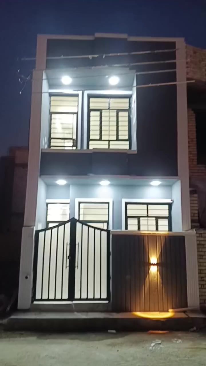 🎇 54 متر 

🏨حديث بناء 2025

🌐زراعي اقرار محكمه

🌐 جاهز للسكن 

🎴الدوره زراعي خط النفط  قرب سوك. ابودشير 

🏨واجهه 4.5 نزال 12

🏨 الطابق الارضي يحتوي عل استقبال و ومطبخ  وخدمات ومنور

🏨الطابق الثاني غرفتين  نوم. وحمام

🏨 بيتونه وسطح

🏨 عرض الشارع 10متر خدمات كامله مي  كهرباء تبليط ارصفه. انترنتت

الاستفسار مراسله الصفحه لطفآ وليس امرآ
***********
