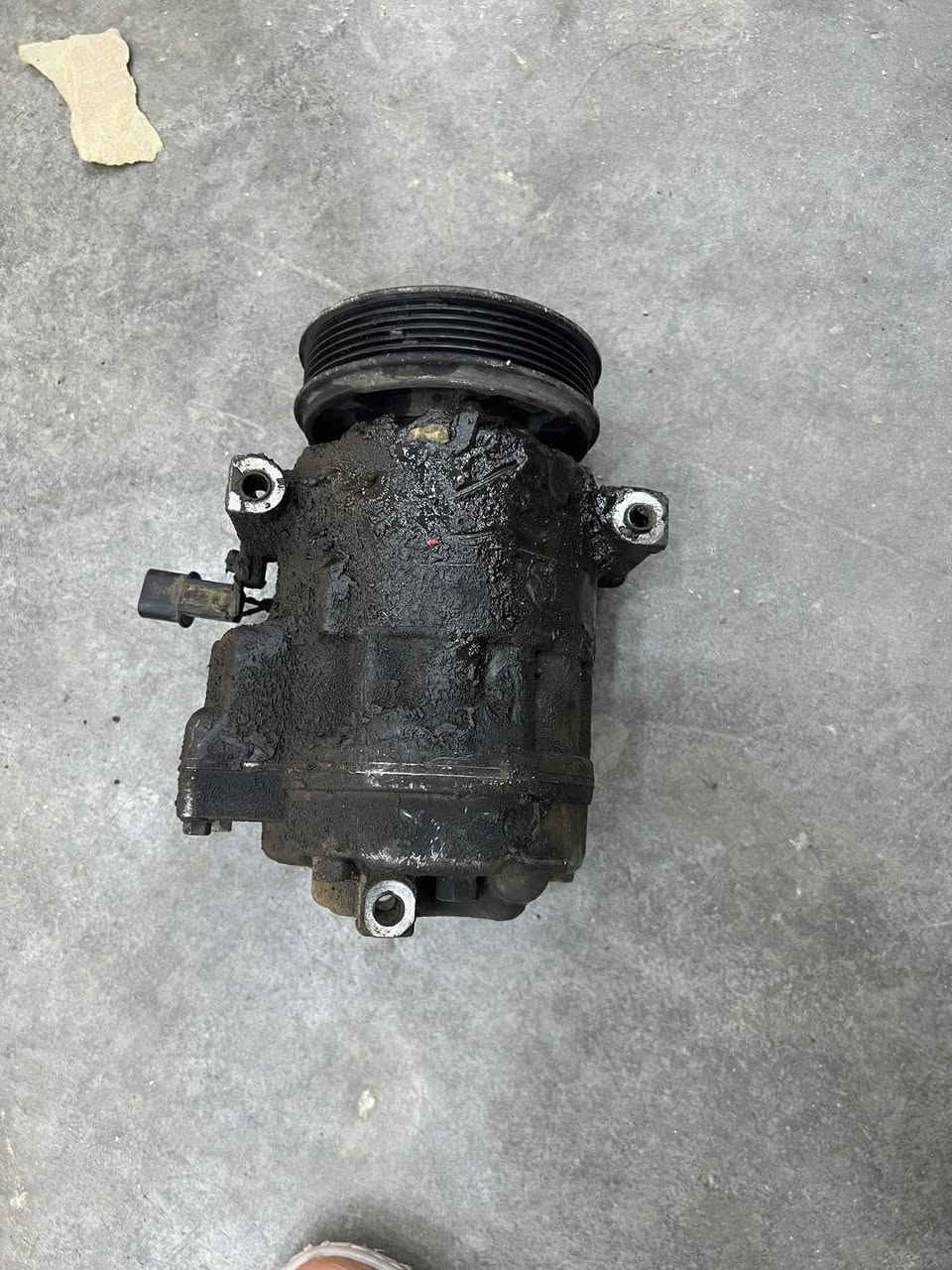 كمبريسر   جينيسس 2009 v8 عدمن موجرةود  اني حالين بلناصريه يم ابو التبريد


**إذا كنت صاحب هذا الإعلان وتريد حذفه لأي سبب، رجاءا أرسل رسالة إلى الدعم الفني**