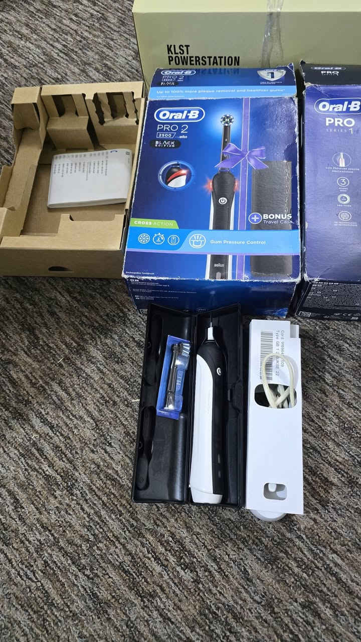 مجموعة فرشاة اسنان من براون oral b كلهن وياهن فقط فرشاة وحدة وفرشهن موجودات بالسوك الي يخدمة ينطينا 25 الف على كلهم


**إذا كنت صاحب هذا الإعلان وتريد حذفه لأي سبب، رجاءا أرسل رسالة إلى الدعم الفني**