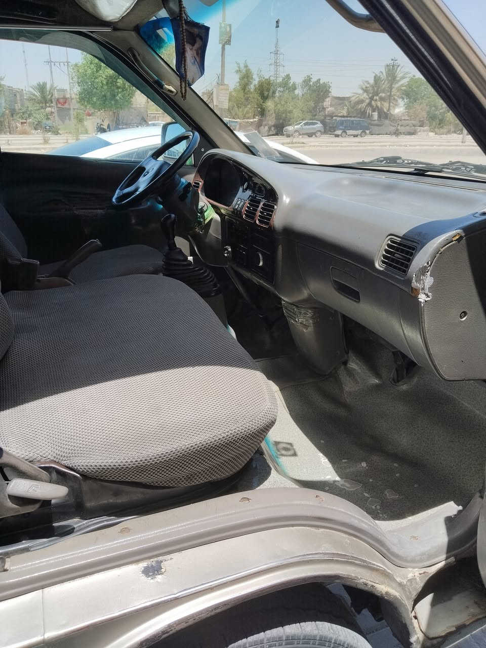 سلام عليكم سياره لبيع السيارة مكفوله من الصبغ مكينه حداديه مكفولات بيهه شاصي واحد معمر الورء رقمهه بصرة موديل 2002 مكانهه نجف السعر شدة وبيهه مجال قليل رقم الموبايل ***********
