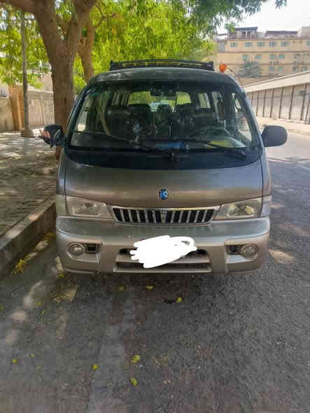 السلام عليكم ورحمه الله وبركاته
من رخصت الادمن 
سياره بريجو شبوط موديل 2001 سنويته تنتهي 27 مكفولة كير اكسن شواصي خير من الله سياره مصبوغه جماليه السعر 100 مامتواجد ع الفيس الاستفسار والاتصال ع هذا الرقم ‏‪
‏‪***********‬‏
