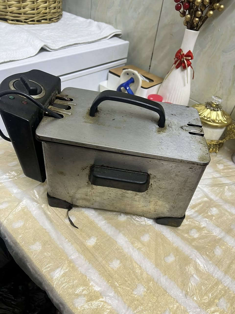 بيع أجهزه كهربائية مستعمله
شغاله اي شي مابيه 
جدر كهربائي 
قلايه كهربائيه 
معصاره 
مكاني بغداد
المراسله للاستفسار


**إذا كنت صاحب هذا الإعلان وتريد حذفه لأي سبب، رجاءا أرسل رسالة إلى الدعم الفني**