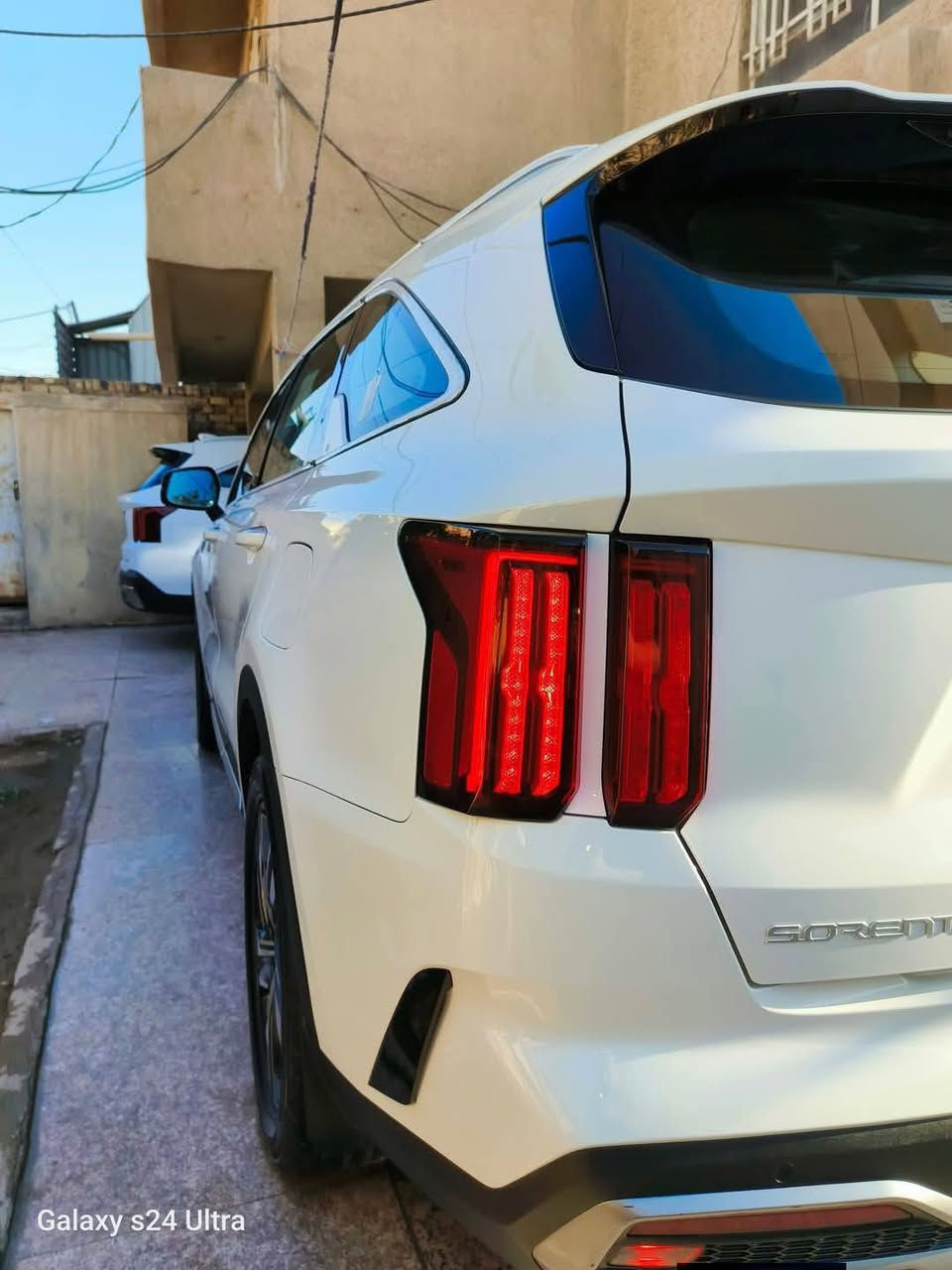 السلام عليكم سورنتو 2023 ماشيه 23 الف 
رقم بغداد الدولي 
مواصفات   السياره جديدة بمعنى الكلمه كلها على لزكات الشركة
كير موس
جنطه كهرباء
كراسي كهرباء عدد ٢
افيكيشن
تشغيل عن بعد
محرك 6V
اربع عدسات
شفتات ستيرن
بعد بيه مواصفات
تلفون ***********
          ***********
