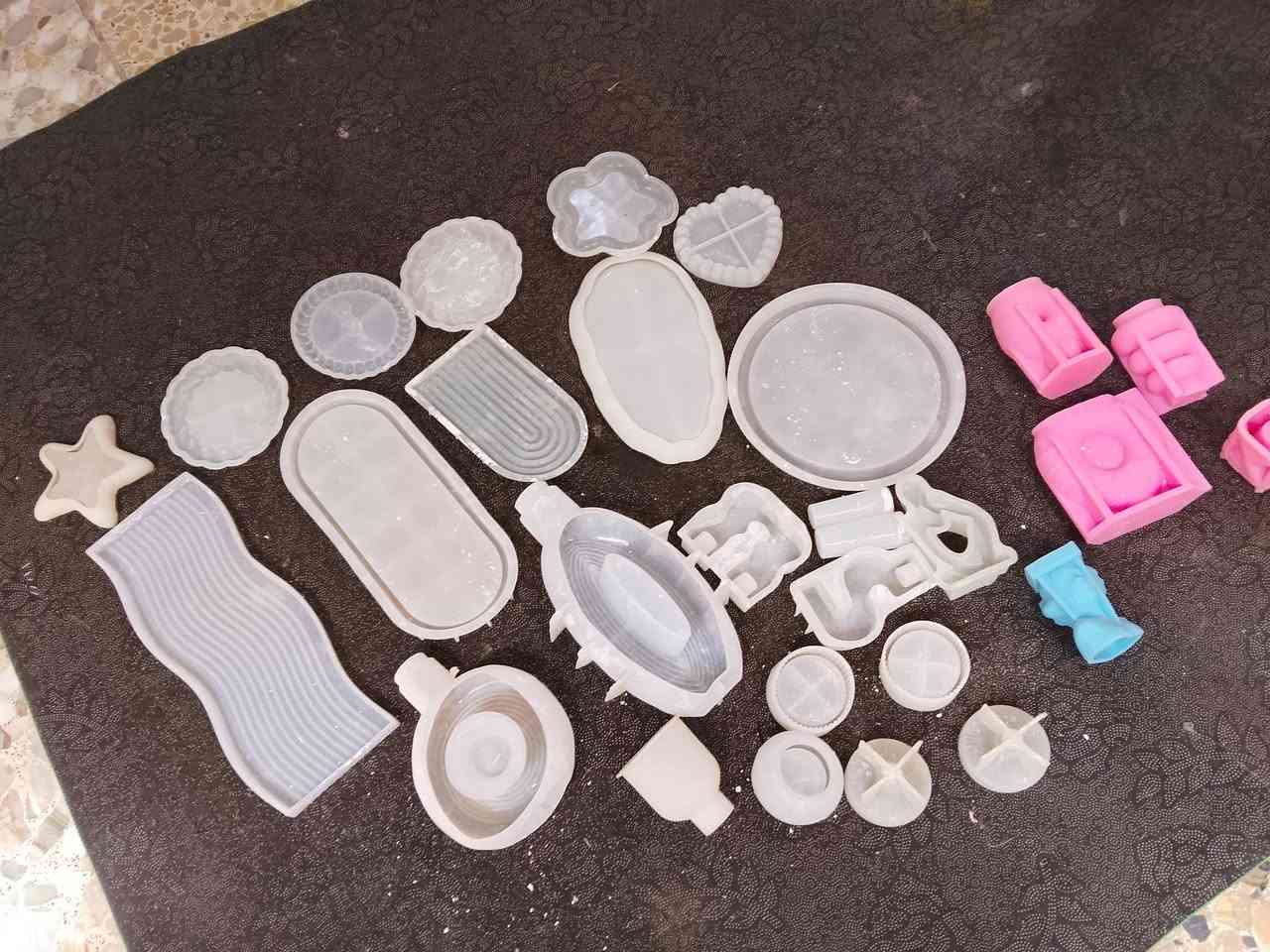مرحبا... عندي مجموعة قوالب حجر نضيفات الي يريدهن يراسلني نضيفات كلهن


**إذا كنت صاحب هذا الإعلان وتريد حذفه لأي سبب، رجاءا أرسل رسالة إلى الدعم الفني**