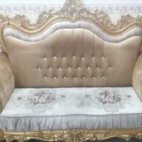 تخم ملكي 10 مقاعد مستعمل قليل للبيع سعر 550 بي مجال العنوان الشعب للتو...