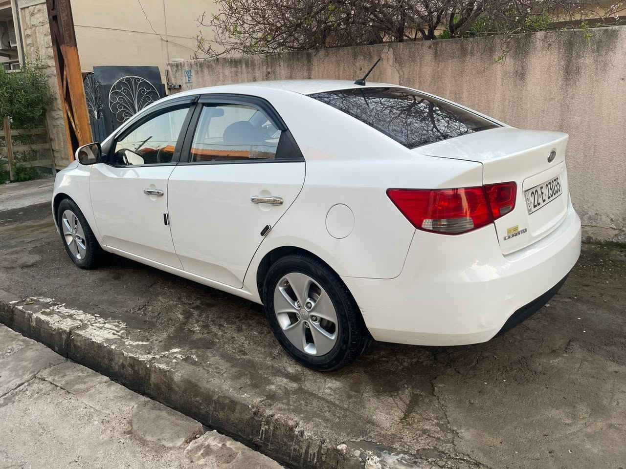 سيراتو 2010 رقم اربيل جديد سنويه جديده لل 2030
ثلاث قطع صبغ بدون داخل 
السعر 92
***********
