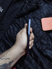 13promax 256 🔋 97 بلاد قبل كلشي البطاريه تكعد يمي وتفحص ساعه نص ساعه ب...