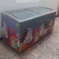 عارضة بطحية... نظيفة وشغالة عل الفحص... شرط تجميدها فووول  طول متر و٦٠...