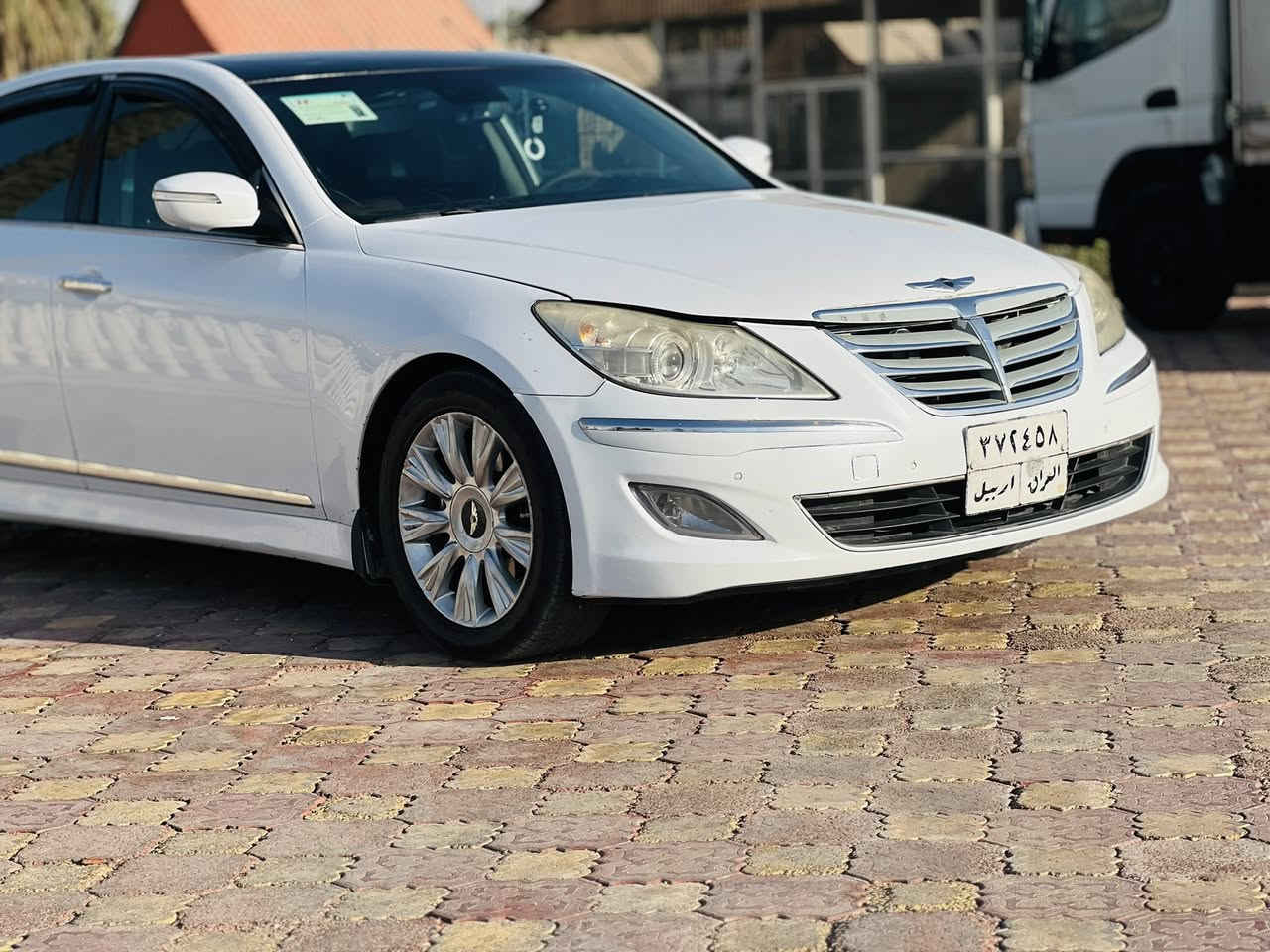 جينسس للبيع او مراوس
مديل 2014 
محرك V6 3300 
فول موصفات 
بصمه تشغيل 
تحكم ستيرن جهتين 
حساس امامي خلفي 
مثبت سرعه 
برده خلفيه كهرباء 
بصمه ابواب 
اشاير بل مري 
اشياير ترحيب بل مري من تفتح سياره
فتحه سقف 
كشنات جلد كهرباء 
تبريد 3 قطع  
منضومه تبريد  جديده 
تخم تاير جديد 
ضررها بيها 3 قطع صبغ بدون دواخل و بيها مكانات بارد  
و بعد بيها موصفات السياره حلوه و نضيفه و معروفه جينسس شنو السعر 130 و بيها مجال حك جيه المكان حلهو اذا اكو مراوس عادي  ***********
