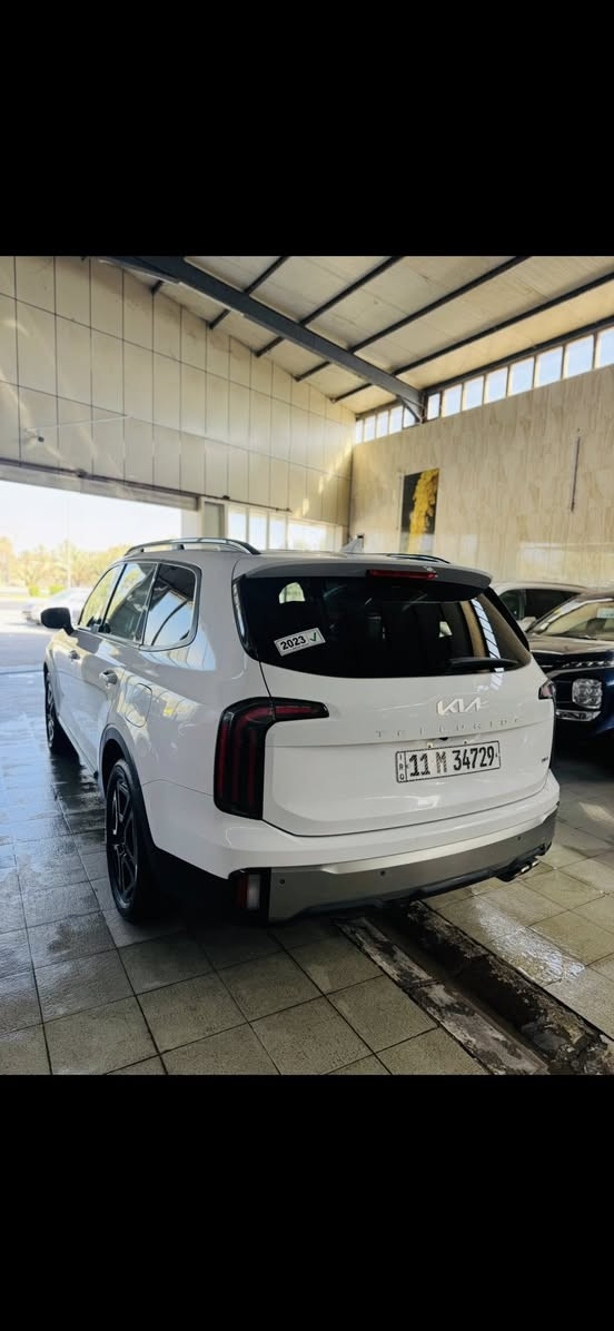 السلام عليكم
للبيع 
كيا تيلوريد 
موديل 2023
Sx x pro
فول مواصفات فول الفول
فتحتين سقف
هندبريك بصمه
كشنات ذاكره 
كشنات مساج
كشنات تدفئه+تبريد
بصمه +تشغيل عن بعد
محرك 6سلندر 3800
حساس امامي خلفي
رادار جانبي +امامي
جنطه كهرباء +ذاكره
حادثه خشم بنيد بارد+خشم الجاملغ 
بدون ايرباك ولا ايرباك طاك 
رقم بغداد باسمي
للاستفسار
***********
