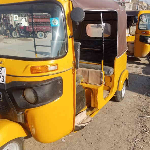 سلام عليكم شباب مديل 20 وجبه ال اولى نازله بشهر واحد بسنويه مكتوب ١٩ شهر ١٢ يوم ٣٠ كلشي موضح بل فيديو شوف قبل لا تخابرني مكينه فقط بوشه وبستم تخبل تراي يخببل سعرها ٥٥٠٠ مكاني بغداد سبع قصور يم مركز ***********
