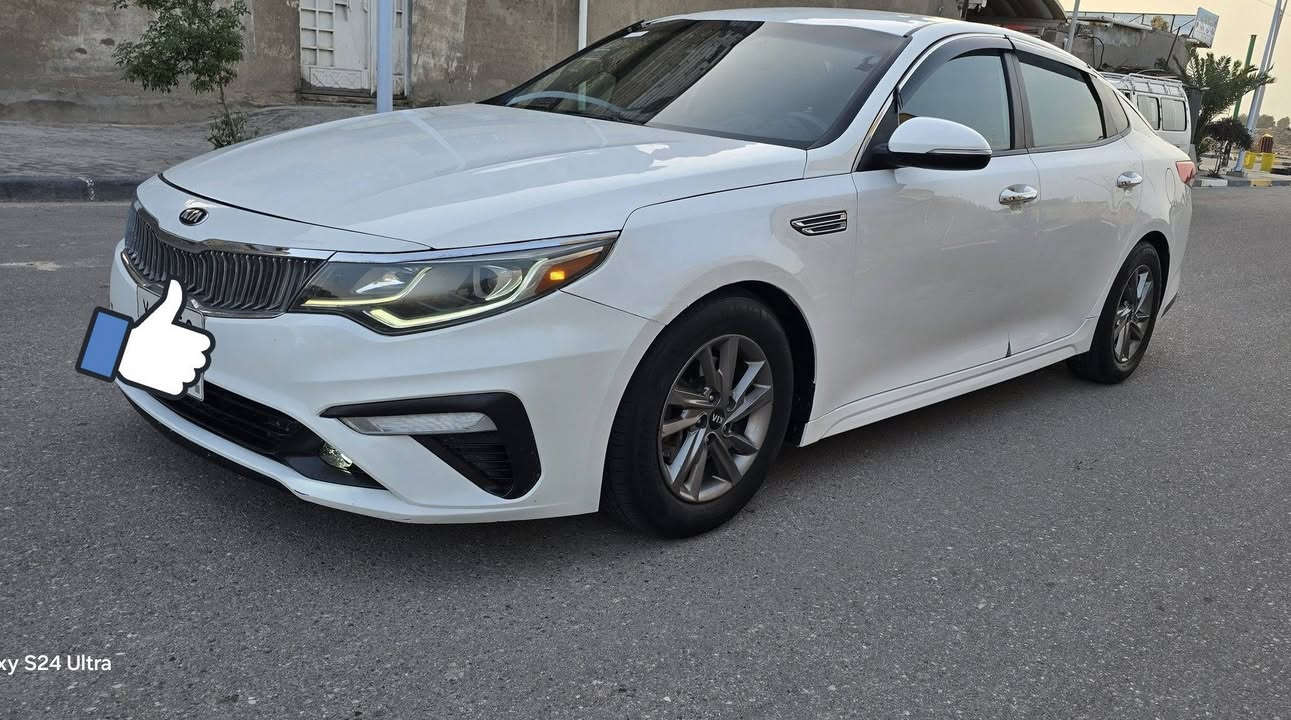 سلام عليكم 
كيه وبتيمه وراد مريكي موديل ((2020))
(رقم ربيل تحويل لو وكاله حاضر)) كفاله من ضربه وتبديل كله اليبل واحد مكينه وكير وحداديه وطخم تاير وكهريات كله شغاله داخل جديد مكان سياره بصره سعره((128)) وبيه مجال ))((***********)))((***********)))
