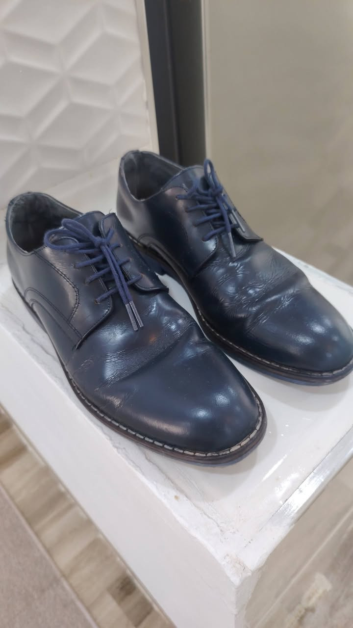 حذاء الجلد طبيعي الاسباني قياس ٤٢ سعر ٢٥ الف
بروكس قياس ٤٠.٥ اورجينال سعر ١٥ الف
نايك اسود داخل فرو قياس ٤١ سعر ٤٠ الف
XTEP قياس ٤١ سعر ٢٠ الف
توصيل موحود
***********
*********** واتساب
