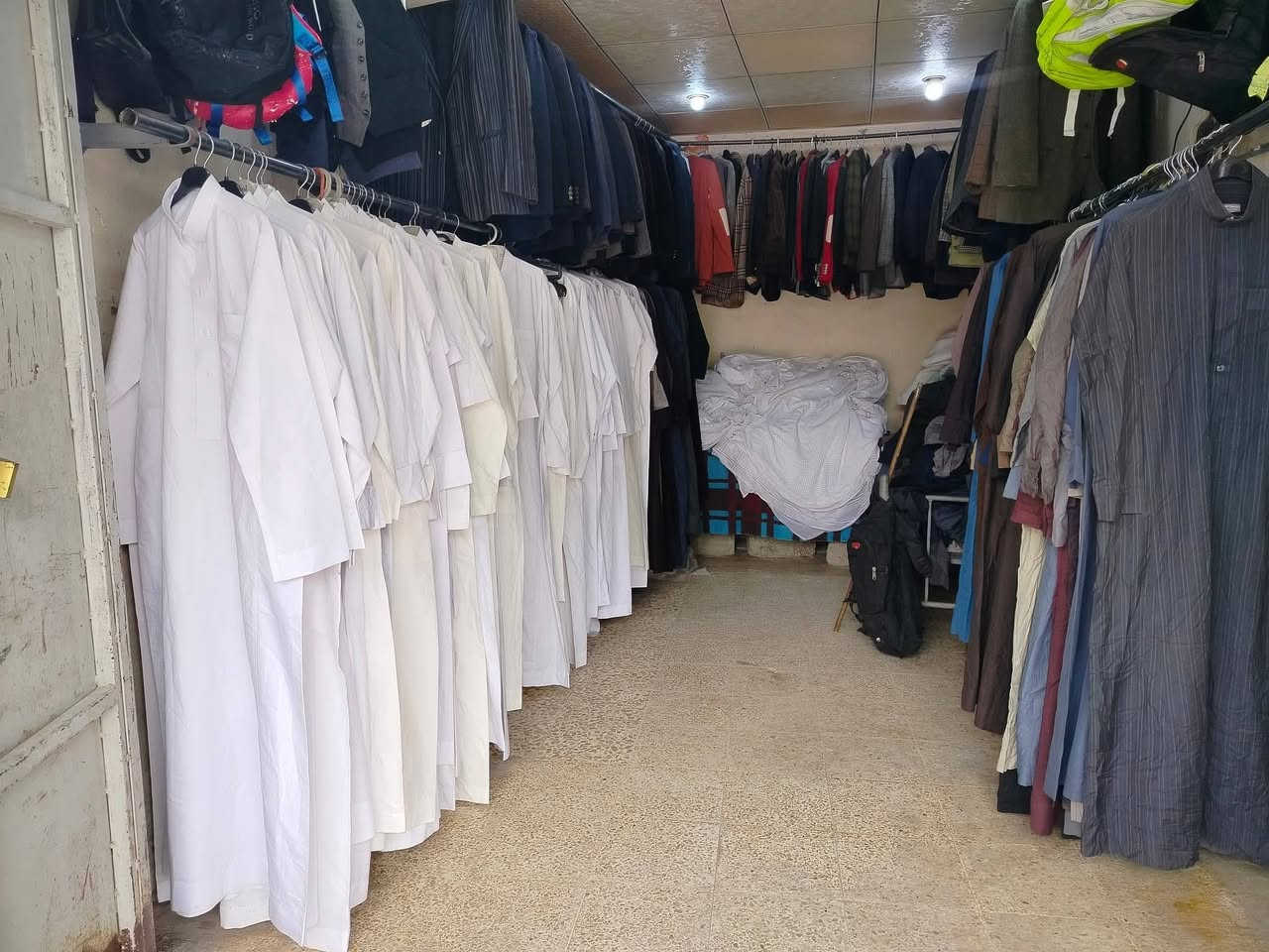 وصلتنا دشاديش رجالية وشبابية خليجية قماش انگليزي كافة الأحجام وبأسعار مناسبة 
. عنوان رشيدية سايدين مقبرةالقطاع السادس قرب جامع ادريس@


**إذا كنت صاحب هذا الإعلان وتريد حذفه لأي سبب، رجاءا أرسل رسالة إلى الدعم الفني**