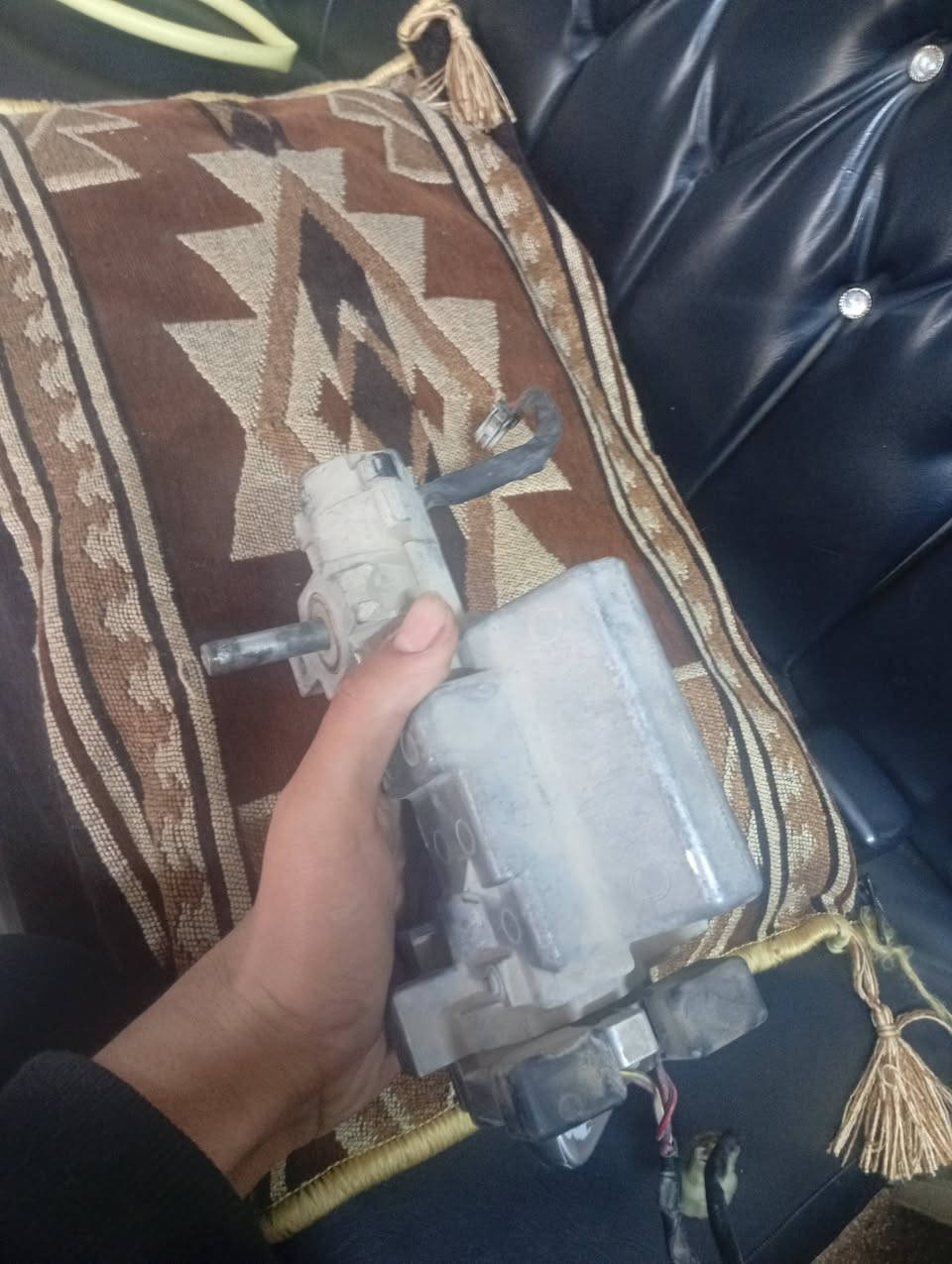 بصمة فورزة 08كنترول مفقود


**إذا كنت صاحب هذا الإعلان وتريد حذفه لأي سبب، رجاءا أرسل رسالة إلى الدعم الفني**