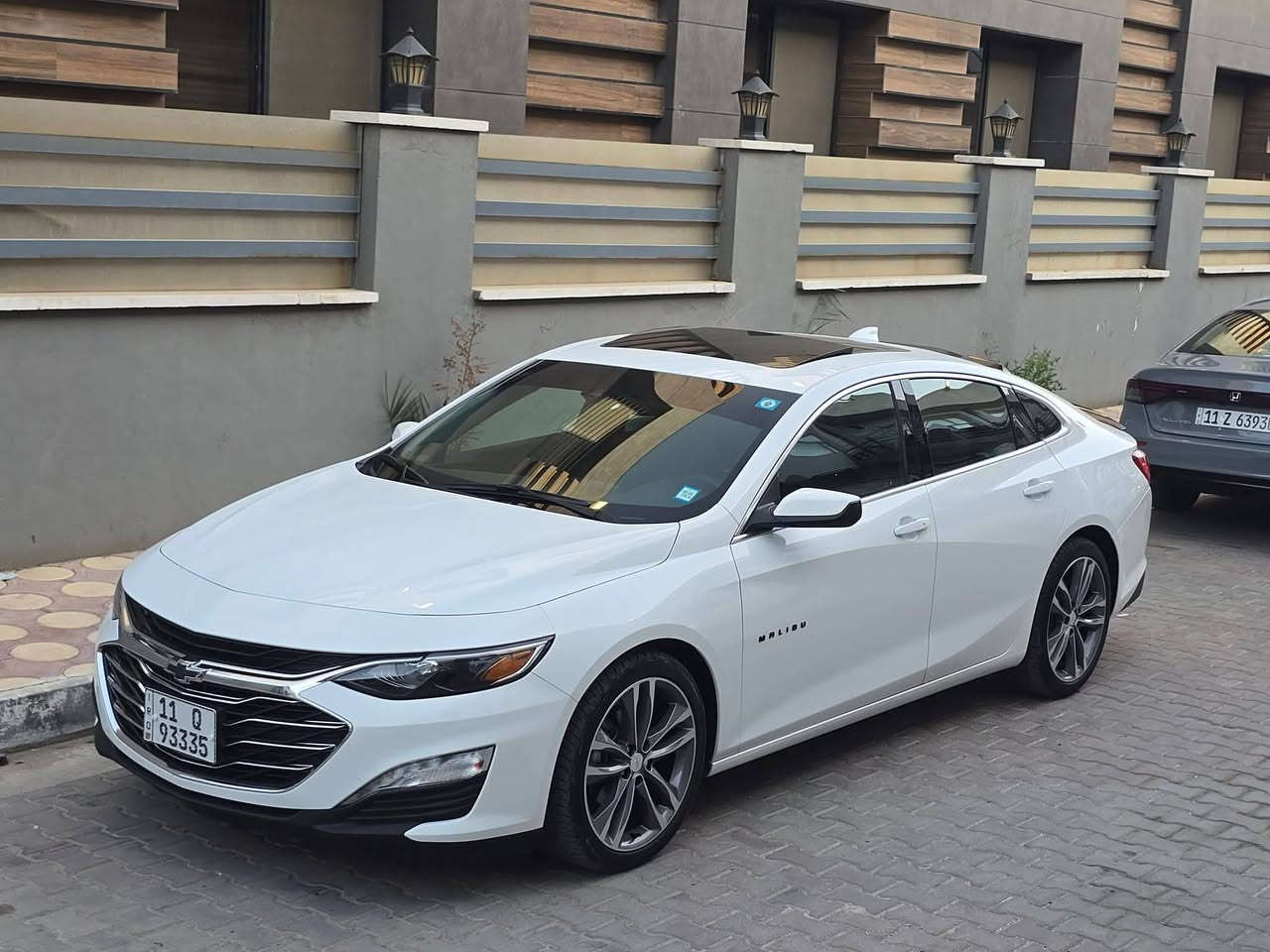 ماليبو 2024  lt بانوراما 

رقم بغداد معوقين 

ماشيه 15 الف فقط

مواصفاتها 

 محرك ١٥٠٠
 قطعتين تبريد
 ويل كب
لايت زنون 
حساس خلفي
تدفئه كشنات 

حادث باب خلفي الصدر مبدل وايرباك برده فقط

السعر  138

مكان السياره بغداد حي الاطباء بلجهاد قرب خدمي شارع المطار للتواصل 
***********
