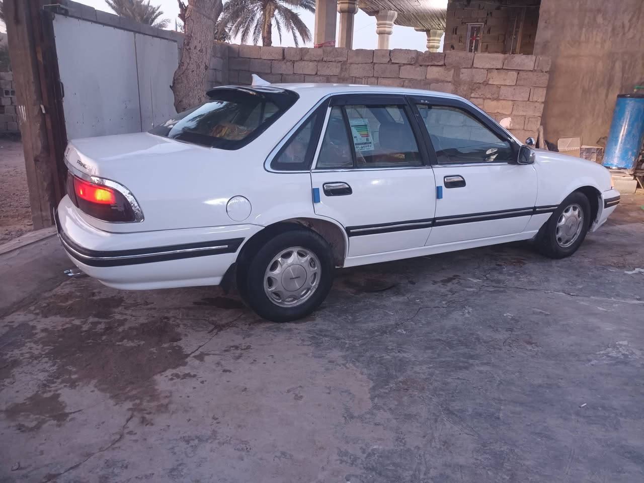 سلام عليكم دايو برنس للبيع موديل ٩٥  رقم بغداد انكليزي سنويه ٣٠محرك مفتوح كير اوتوماتيك صدر أمامي خلفي جديد تخم تاير جديد كهربائيات شغله سياره جاهزه داخل وخارج حلوه سياره جاهزه من كلشي سياره مال جناي سعر ٣٨وبيها مجال لطيبين العنوان بغداد ابو غريب هاتف ***********هاتف ***********
