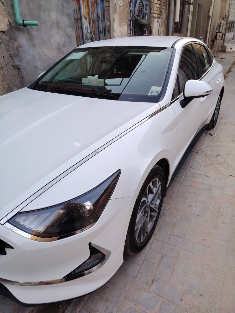 الوصف: سوناتا خليجي موديل 2020
السيارة كفالة ضربة بارد حادث عدا باب السائق مفتوح بدون حادث
حساسات امامي خلفي
تبريد قطعتين
شاشة لمس
اشاير بالمري
تخم تاير جديد مع سبير ويل
دوشمة جلد أرضية وكشنات
السيارة اقصاد استقطاع مباشر بعد سنه وتصير حرة
محرك اقتصادي 2000
السعر 177 بيها مجال حك الجية
*********** واتسب البصرة, العراق
