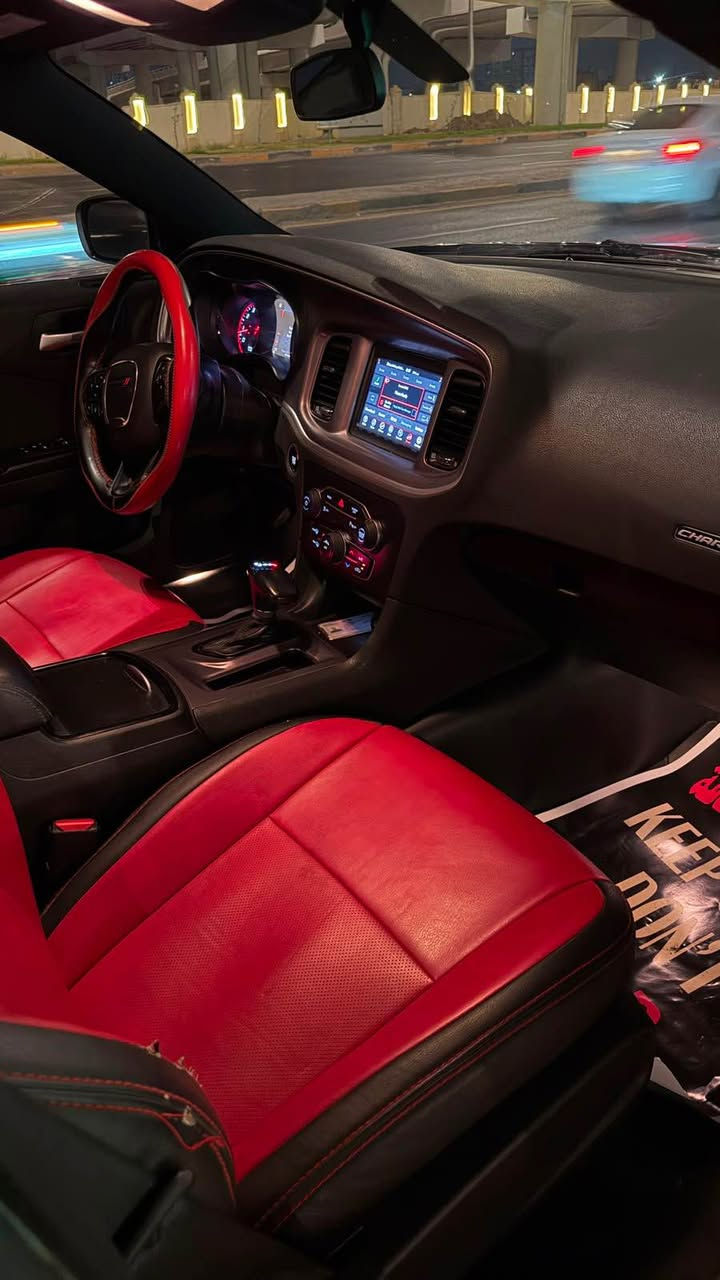السلام عليكم للبيع فقط بدون مراوس 
چارچر Sxt 6 سلندر موديل 2022
قطعتين صبغ فقط بدون دواخل رقم اربيل تحويل مباشر السياره جديده ماشيه 33 
بجم كبس السياره ليبل واحد ممفتوح بيها اي قطعه مناقصها اي شي السعر 23 وبيها مجال بسيط مكان السياره بغداد ***********
مكلف بلنشر اتصل او واتساب بغداد, العراق
