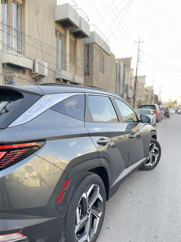 السلام عليكم للبيع توسان 2022 فول مواصفات ماشية 40 الف صور الحادث و السونار مرفقات في الصور رقم بغداد جديد مكفولة من اي نقص 
مكان السيارة بغداد سعر السيارة 168 و بيهة مجال بسيط جداً 
للاستفسار ***********
