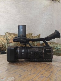 كاميرا • حالة جيدة • للبيع