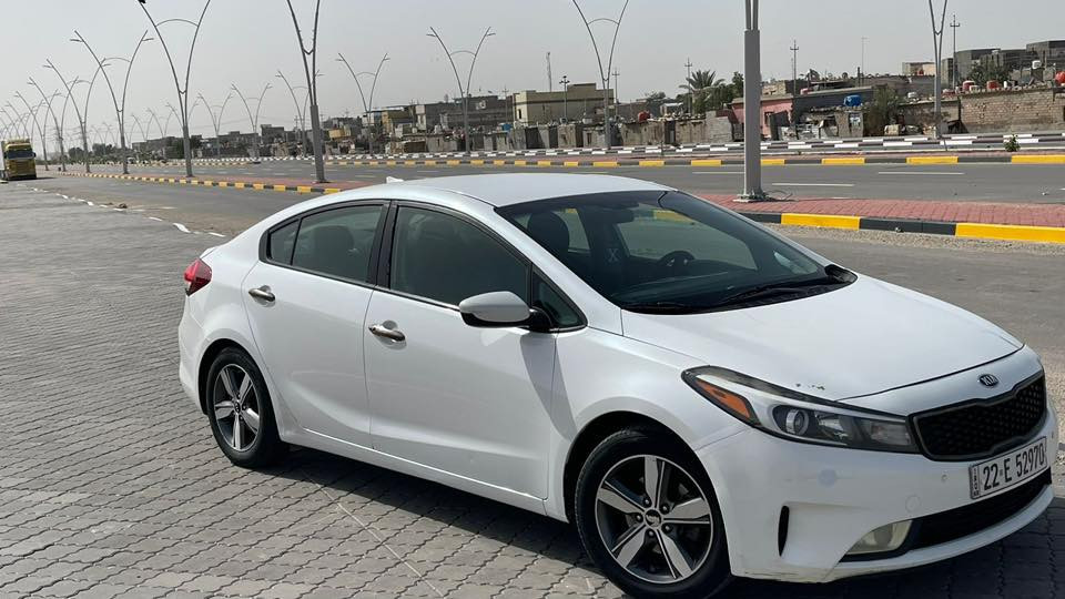كيا فورتي 2018 اربيل
وارد امريكي 
ضربته باب سايق او تكمه  مع طخات بسيطه 
محرك 2000 دوش 
محرك كير تبريد سليمات 
السعر /125 وقابل للتفاوض 

العنوان. البصره  القبله 
رقم الهاتف ***********
